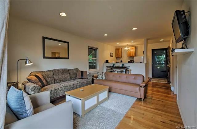 105 Upper Holiday Lane - Photo 1