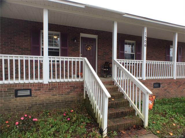 1506 E Main Street - Photo 1