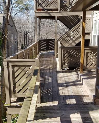 6000 Gray Gate Lane - Photo 1