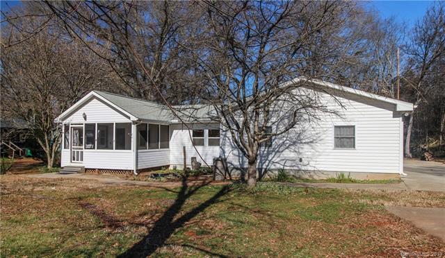 12822 Hamilton Road - Photo 1
