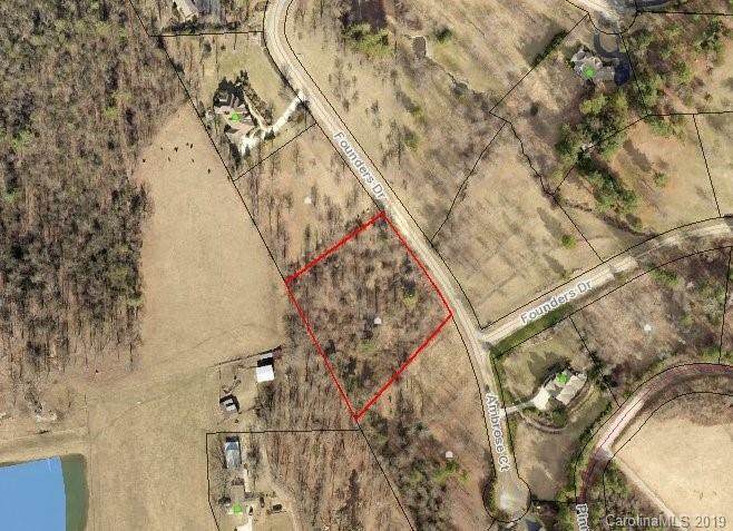 138 Founders Drive - Photo 1