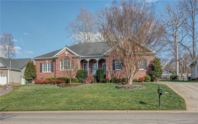 1015 Marguerite Drive - Photo 1