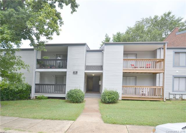 855 Farmhurst Drive - Photo 1
