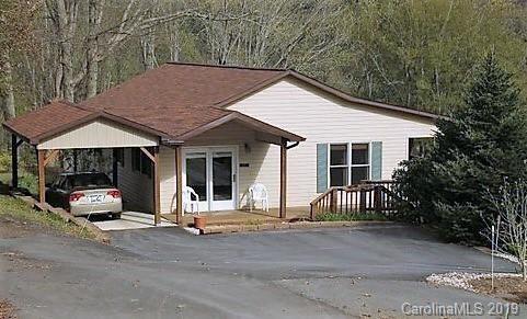 200 White Oak Circle - Photo 1