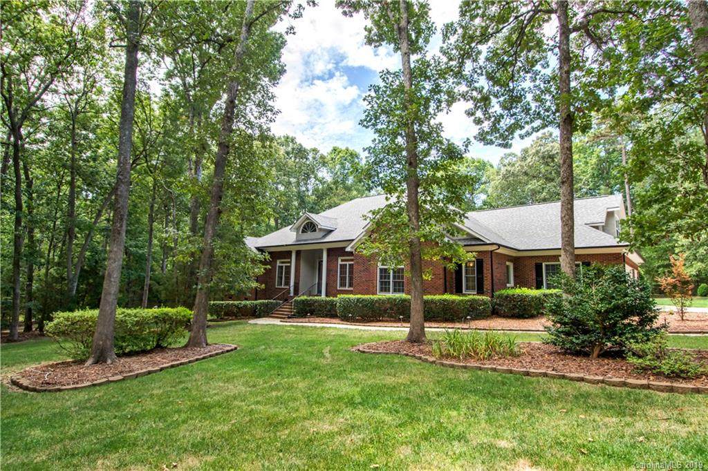 3616 Sandalwood Lane - Photo 1