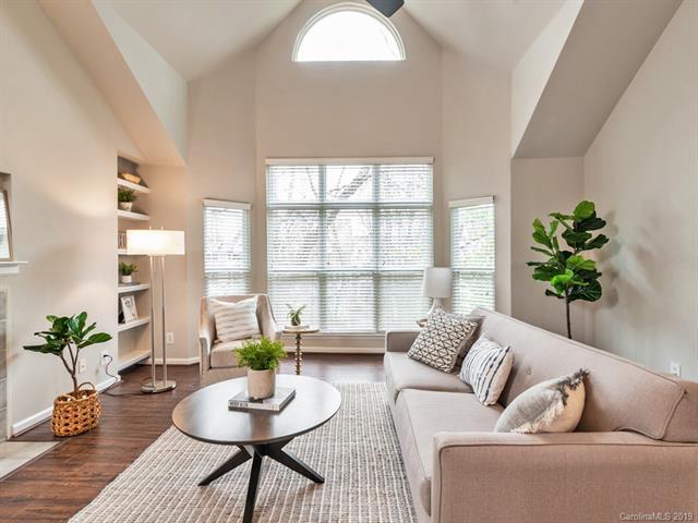 521 Graham Street - Photo 1