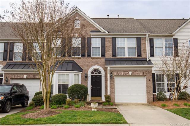 415 Foilage Court - Photo 1