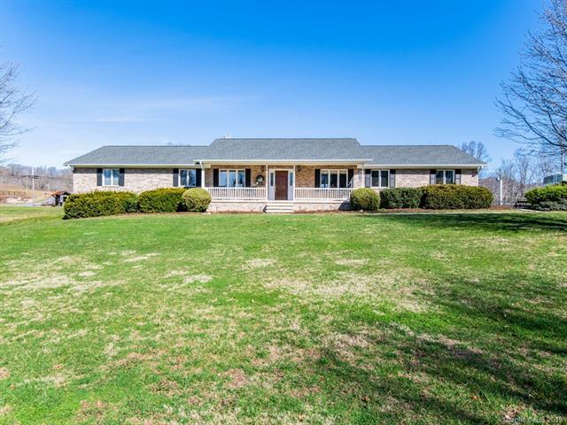 304 Hickory Lane - Photo 1