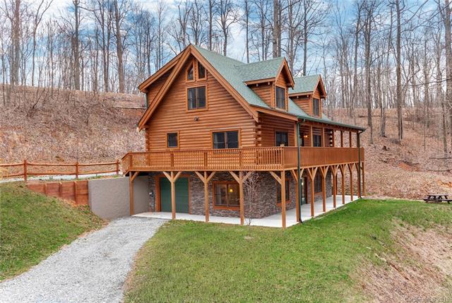842 Gateway Parkway - Photo 1