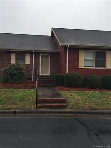 1300 Larchmont Place - Photo 1