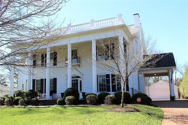 414 Hibriten Avenue - Photo 1