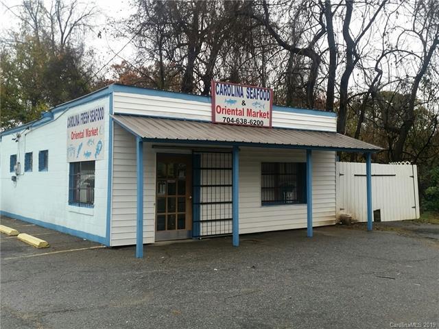 912 Salisbury Avenue - Photo 1