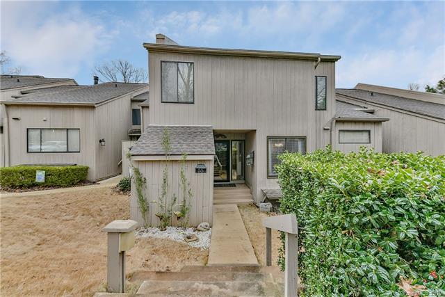 55 Ridgeport Road - Photo 1