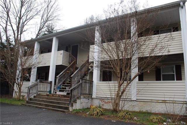 713 Lexington Road - Photo 1