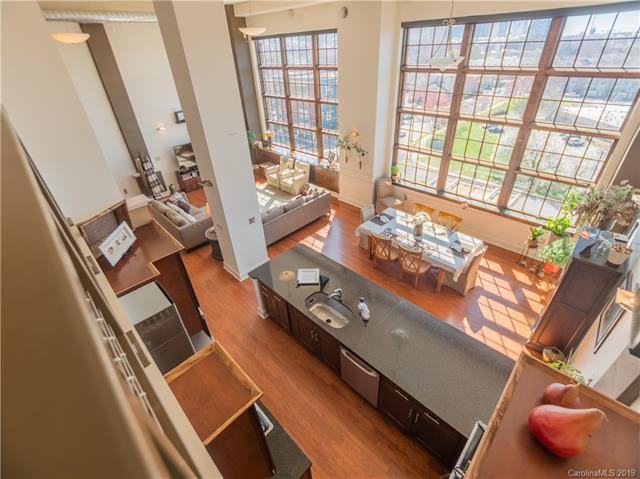 715 Graham Street - Photo 1