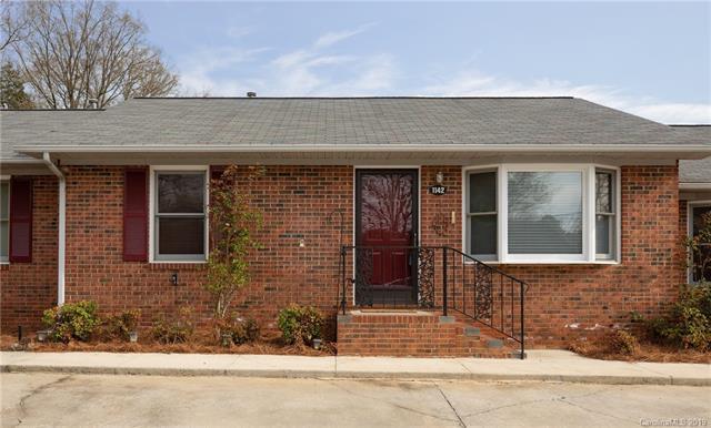 1142 Mckinnon Drive - Photo 1