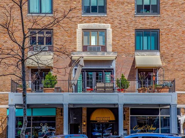 538 Main Street - Photo 1