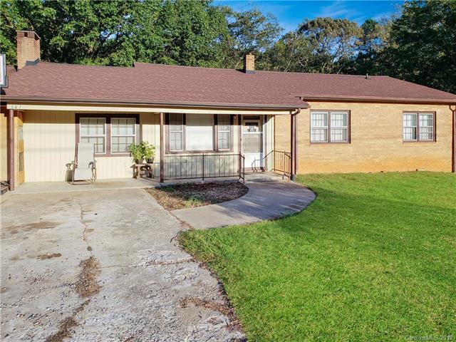 187 Spicewood Circle - Photo 1