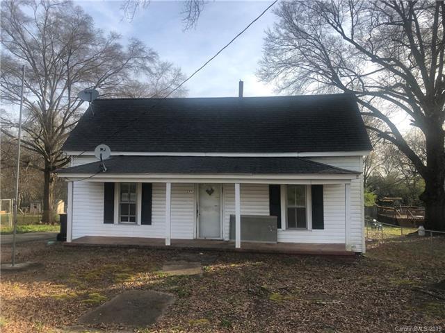 277 Green Drive - Photo 1