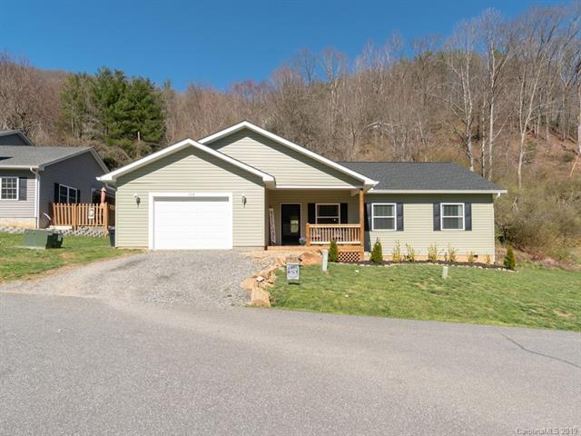 104 Pasco Loop - Photo 1