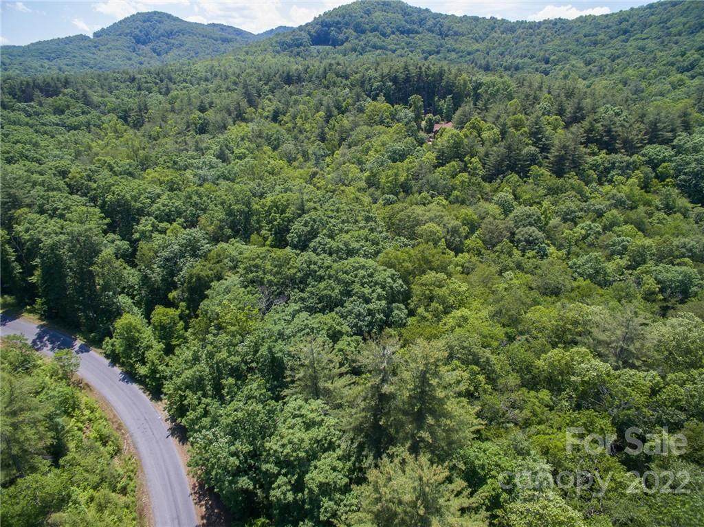 11 Sandy Springs Drive - Photo 1