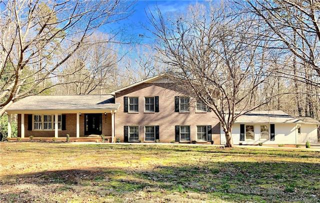 855 Meadowlark Drive - Photo 1