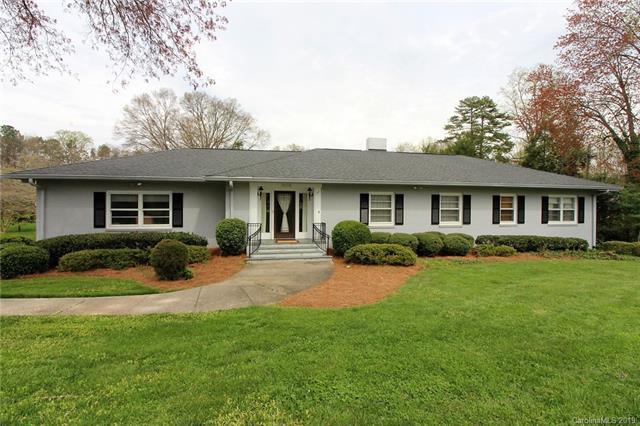2536 Pinewood Road - Photo 1