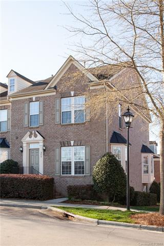 395 Armour Street - Photo 1