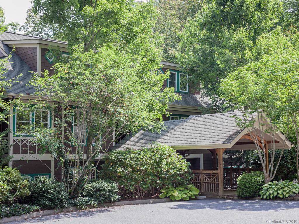 300 Creekside Way - Photo 1