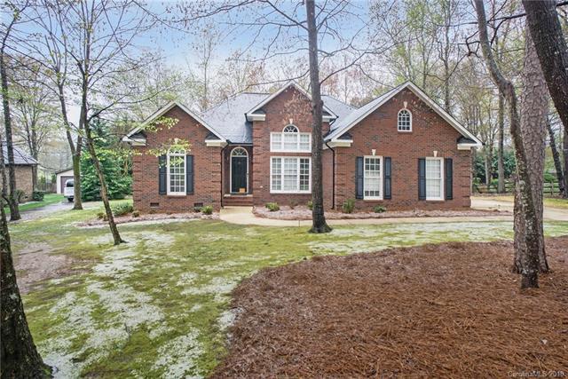 2818 Bent Oak Drive - Photo 1