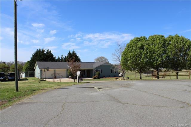 315 Vanity Lane - Photo 1