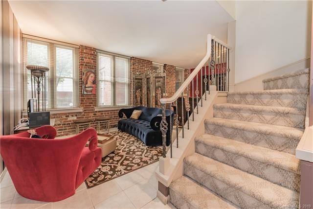 229 Poplar Street - Photo 1