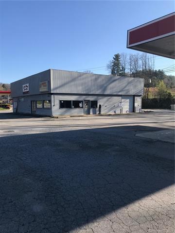 1585 Main Street - Photo 1