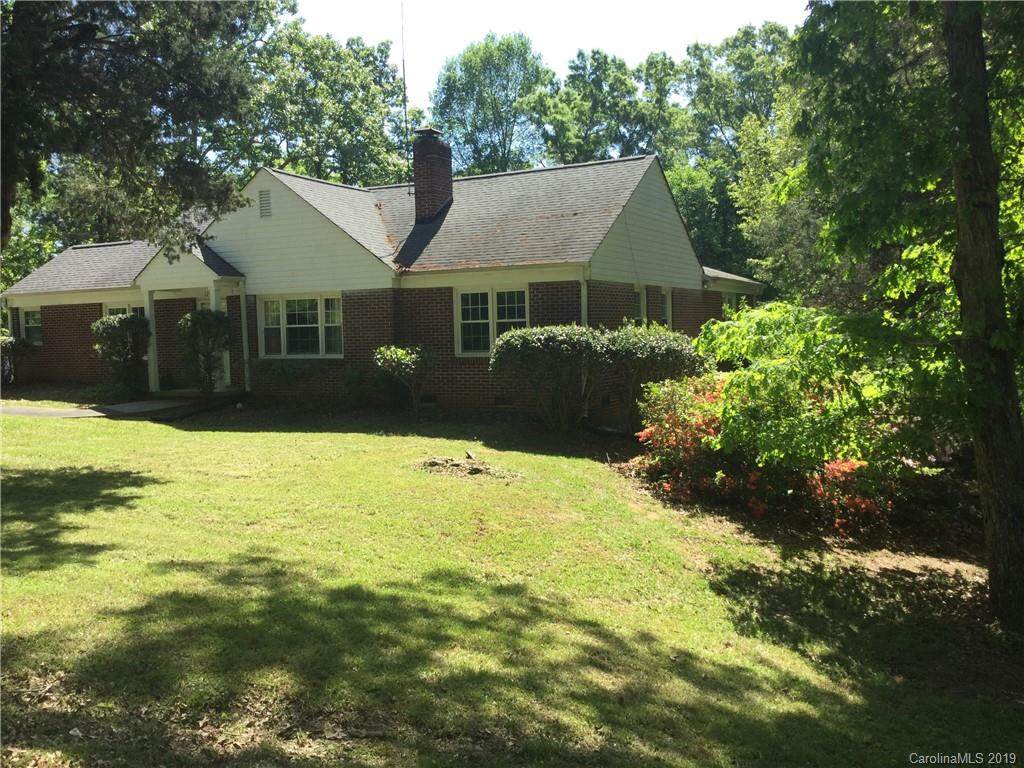 124 Woodland Drive - Photo 1
