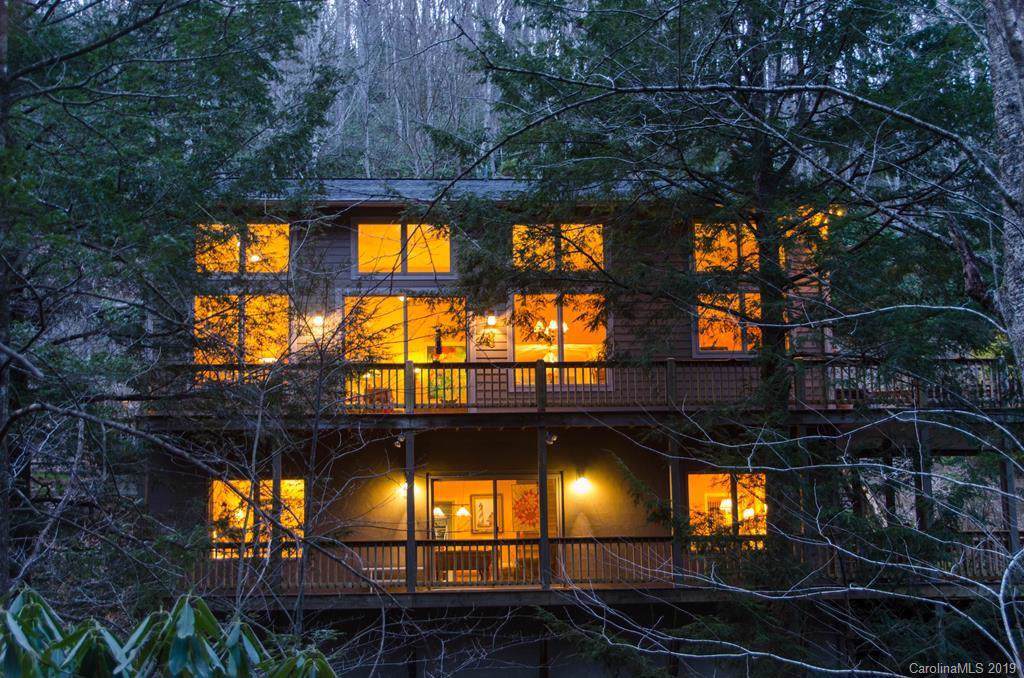 99 Falling Water Drive - Photo 1