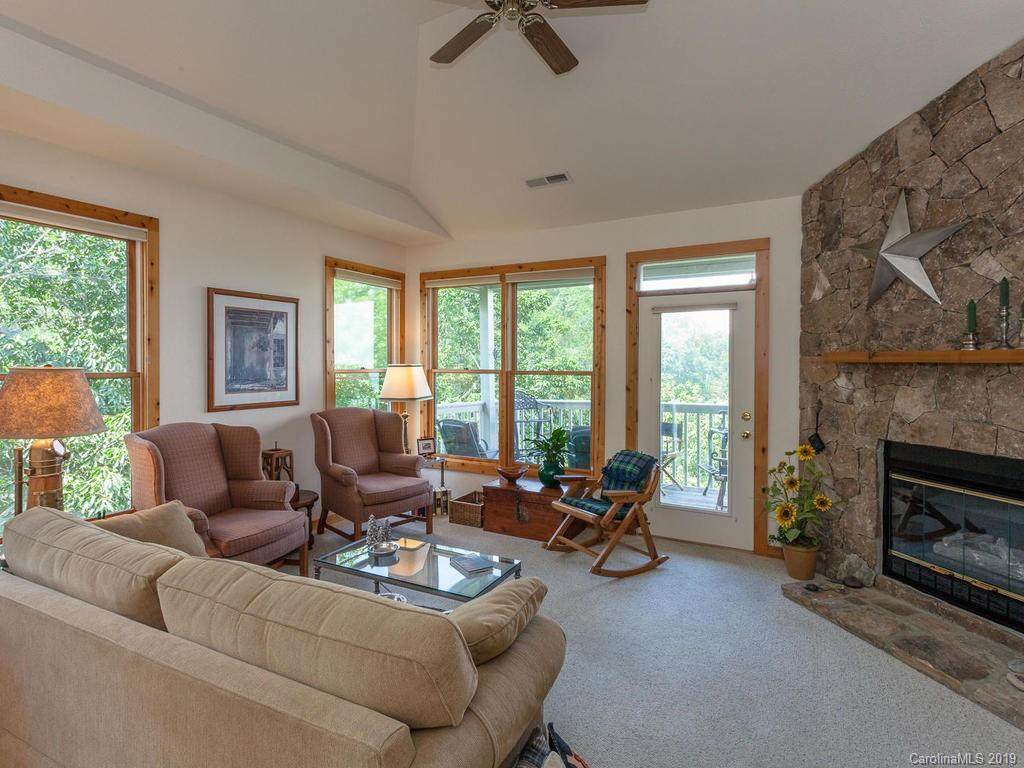 130 Stoney Falls Loop - Photo 1