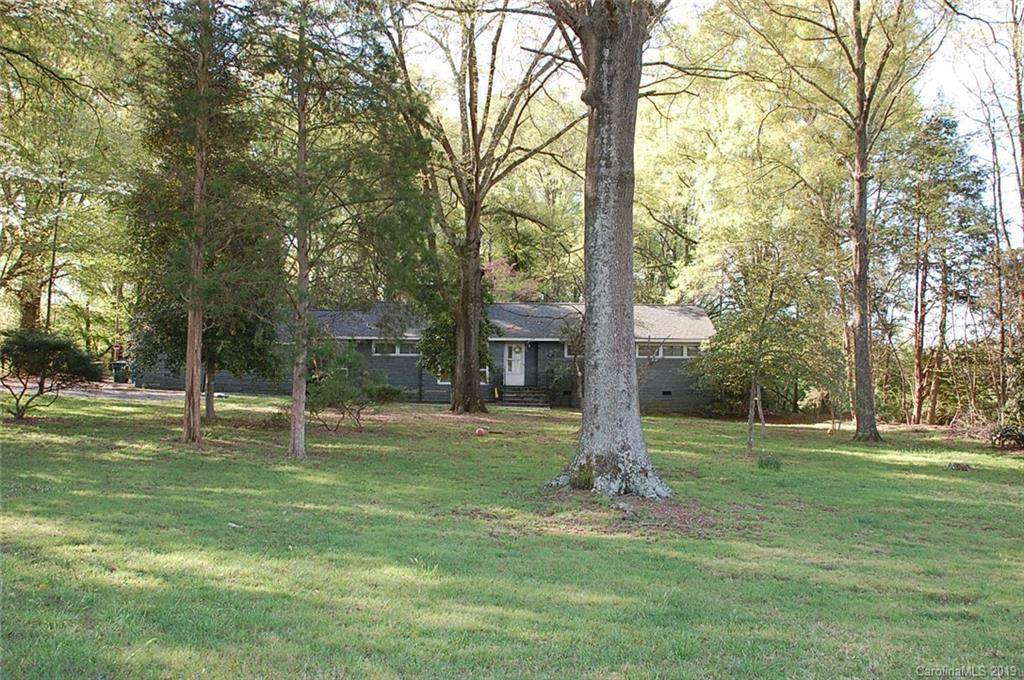 2611 Main Street - Photo 1