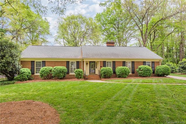 4901 Charmapeg Avenue - Photo 1