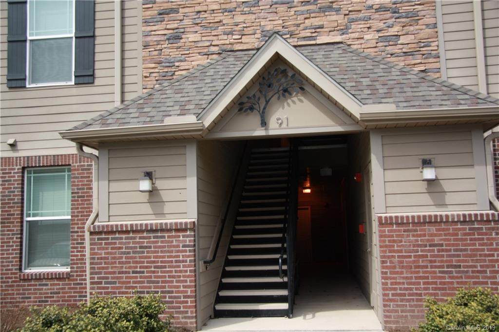 91 Brickton Village Circle - Photo 1