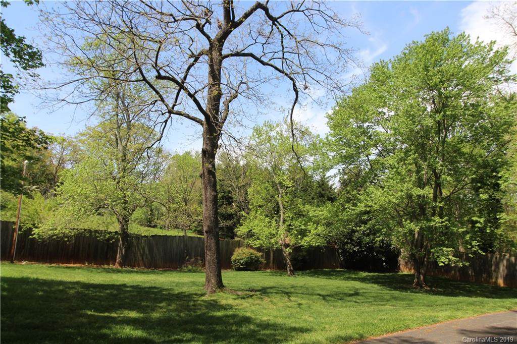 16 Brookgreen Place - Photo 1