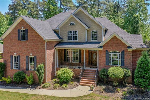 362 Riverwood Road - Photo 1