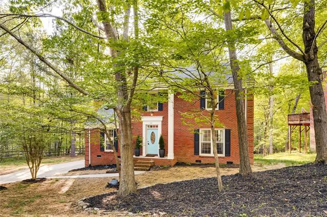 328 Foxfield Lane - Photo 1