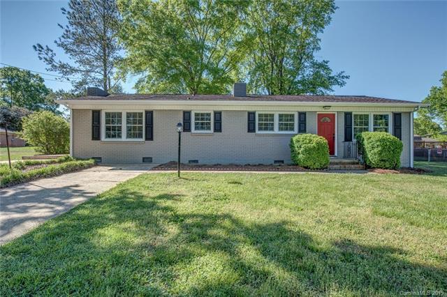 1401 Beverly Avenue - Photo 1