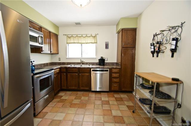 2900 Heathstead Place - Photo 1
