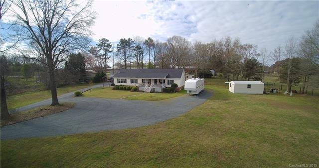 612 White Street - Photo 1