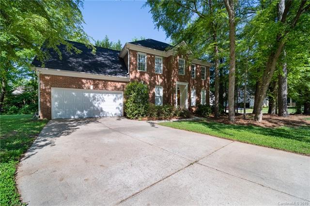 1811 Fox Hunt Court - Photo 1