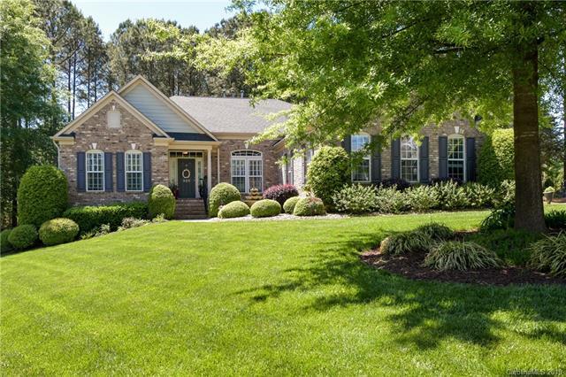 320 Woodward Ridge Drive - Photo 1