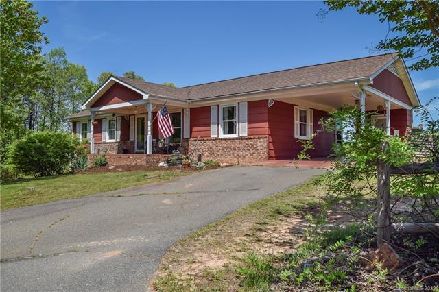 117 Brentwood Drive - Photo 1