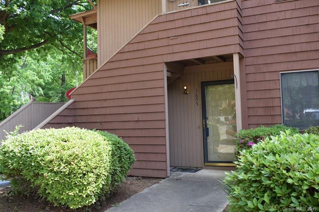 1605 Cedarview Court - Photo 1