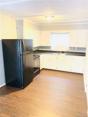 512 Peachtree Street - Photo 1